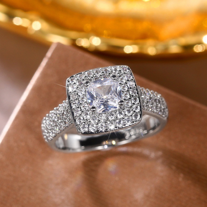 r510外贸新款手饰满钻微镶公主方钻锆石戒指欧美订婚戒指-阿里巴巴