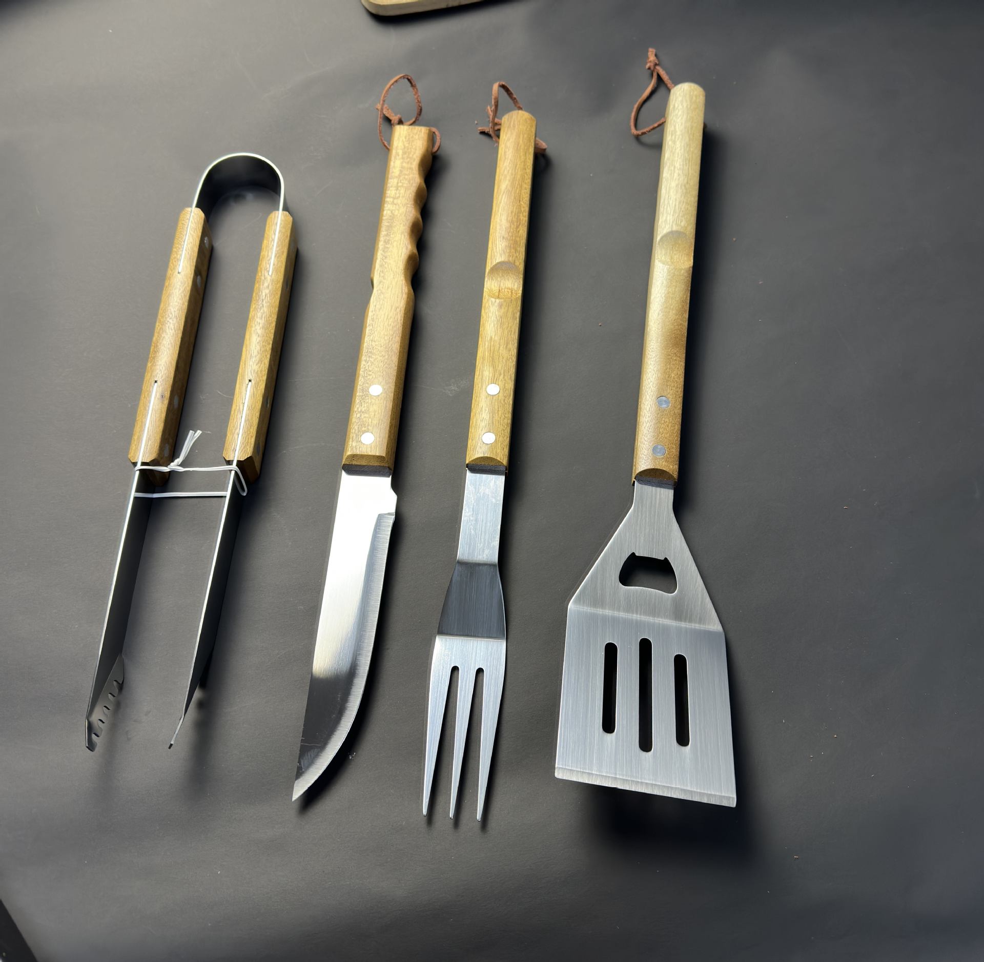 [Manufacturer] Stainless Steel Bbq Outdoor Camping Household Barbecue Set with Wooden Handle Fork Clip Knife Barbecue Combination Tool