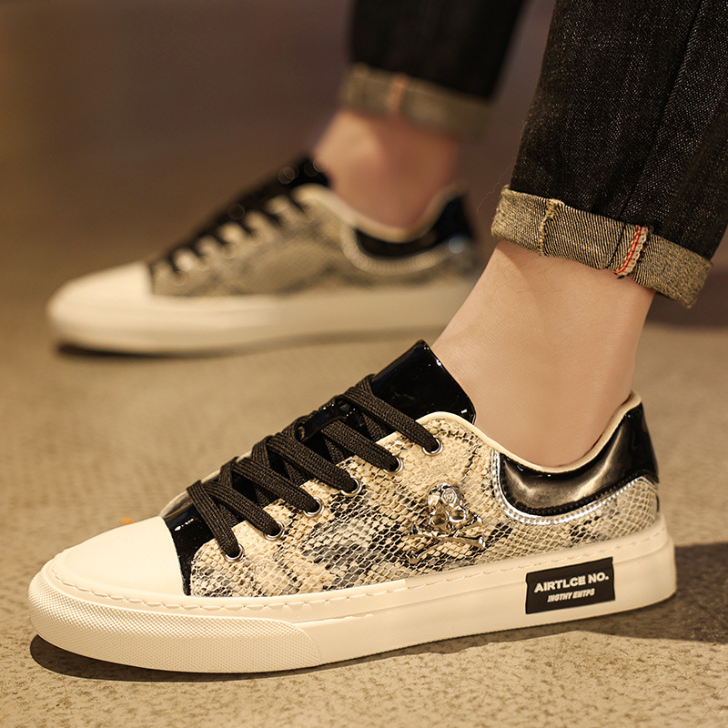 欧洲站男鞋春季骷髅头西装板鞋英伦风潮牌四季休闲小白鞋子男潮鞋