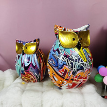 欧美创意炫彩树脂工艺品猫头鹰摆件家居酒柜客厅树脂水转印装饰品