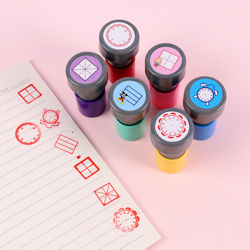 新款6色印章评语光敏印章幼儿园塑料印章圆形儿童姓名印章