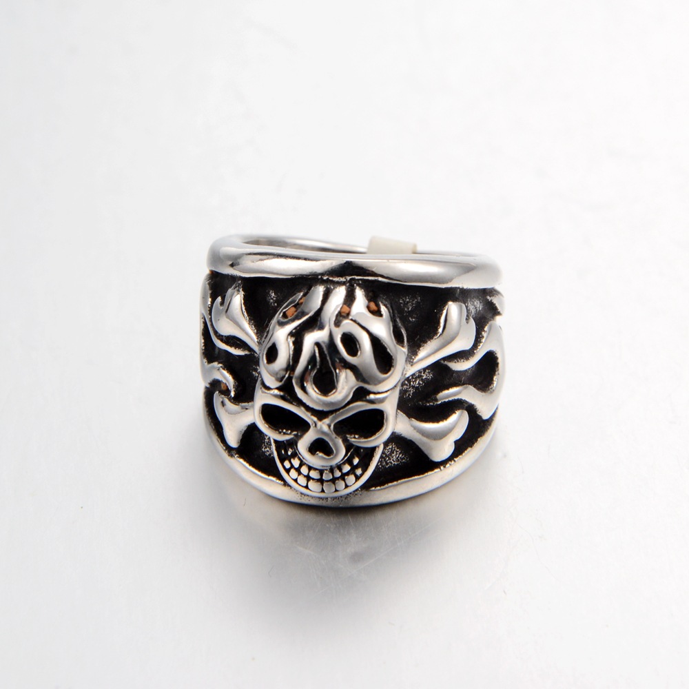 欧美外贸跨境海盗骷髅戒指时尚爆款男女个性钛钢指环嘻哈饰品