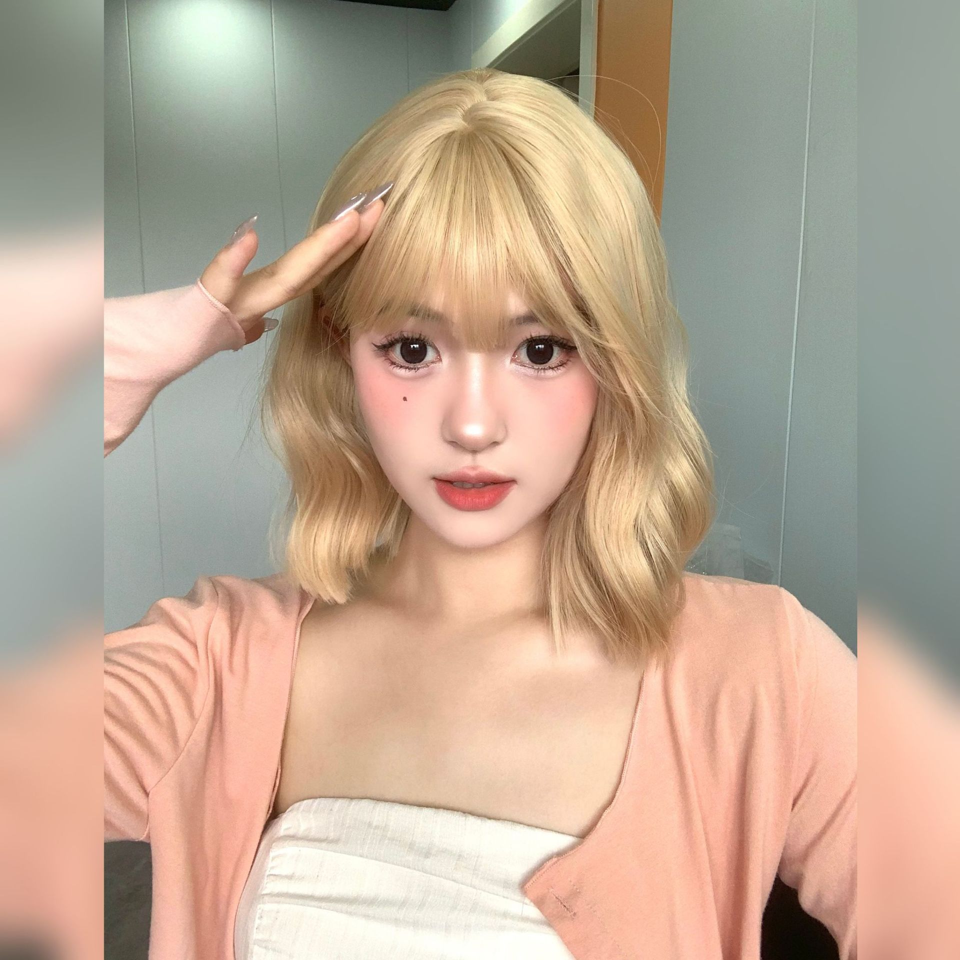 森川假发女白金色短卷发假发女夏季自然逼真可爱慵懒卷时尚全头套