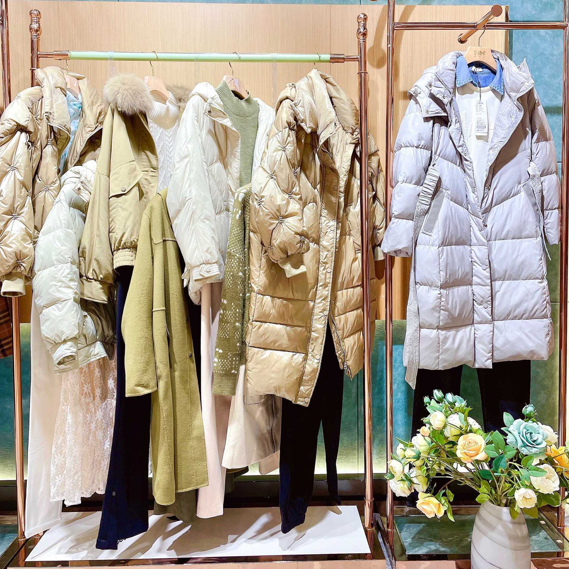 依薰22冬装品牌尾货撤柜正品女装实体店直播间一手货源供应商尾单