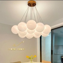 月球灯星球气球灯泡泡玻璃法式轻奢奶油风云朵儿童卧室灯客厅吊灯