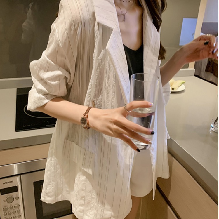 条纹防晒衣女夏季薄款外套防紫外线透气洋气ins潮个性时尚小西装