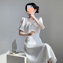 白色短袖法式连衣裙夏新款高级感气质高腰显瘦a字仙女茶歇长裙子
