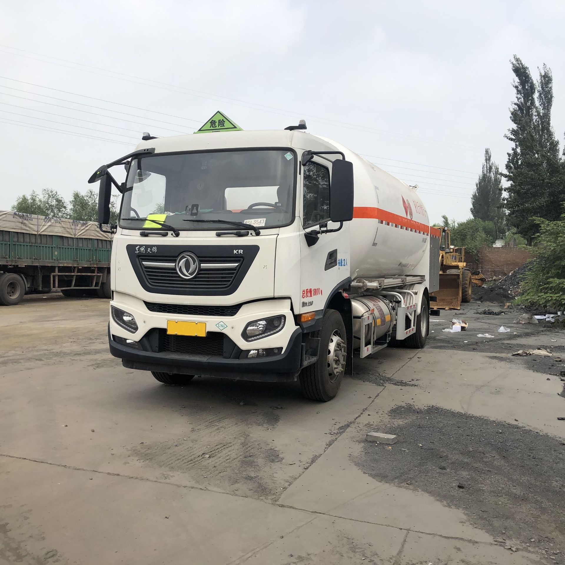 通辽市科尔沁左翼中旗国六6吨lng救援液化天然气流动加气车可教学