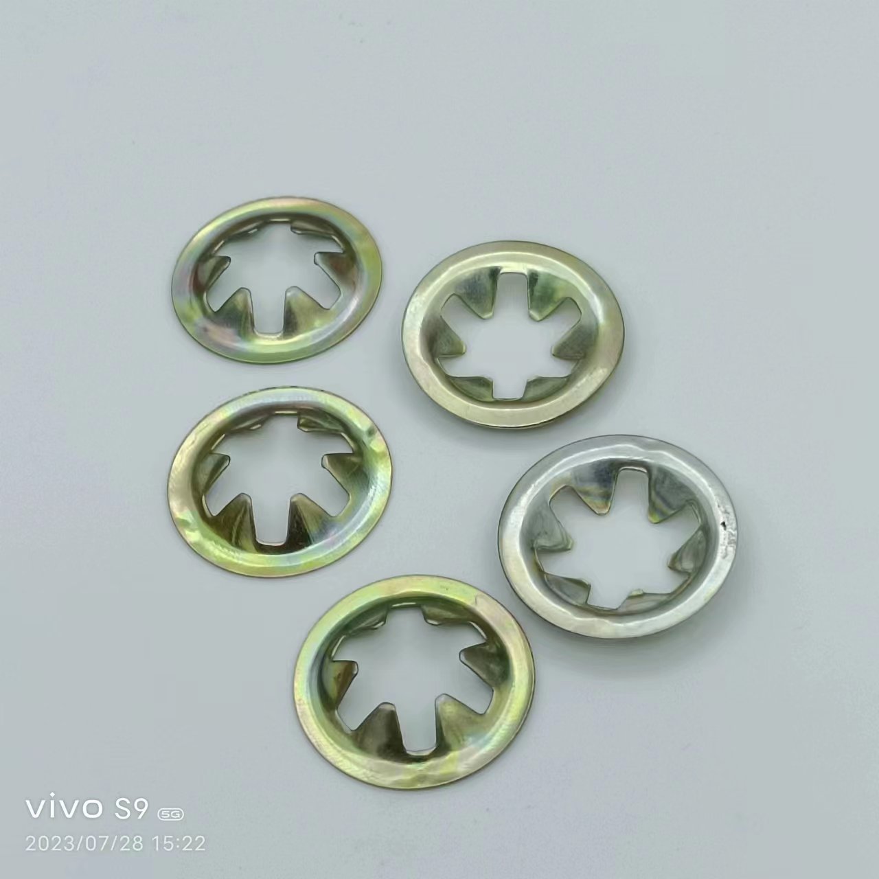 批发65锰弹簧卡圈轴承夹夹挡圈梅花卡簧轴承垫圈轴用挡圈m2m-m12