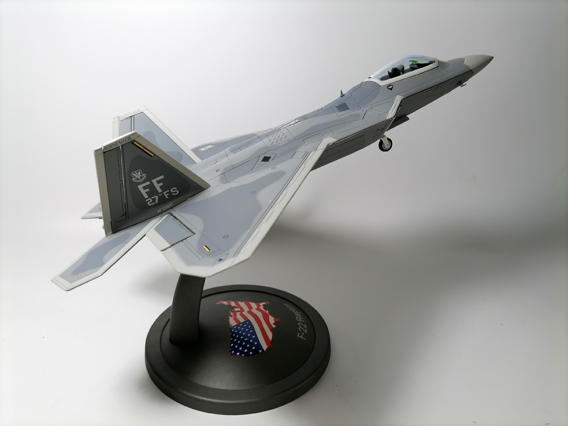 f22模型 猛禽战斗机仿真合金模型 全新带盒 1:72 佳迪配底座支架