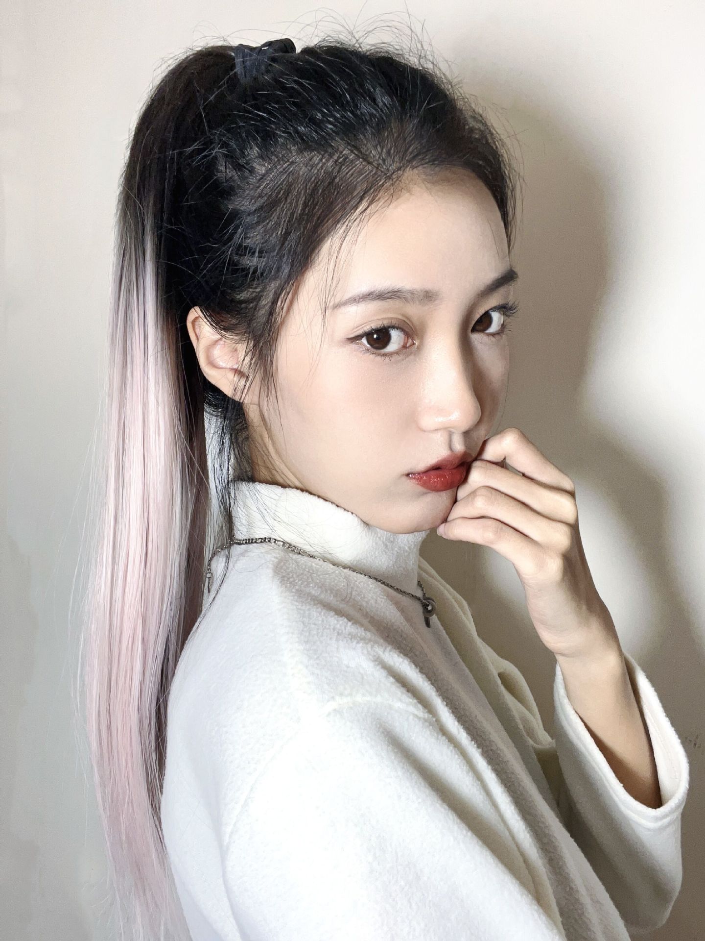 化纤假发马尾图片