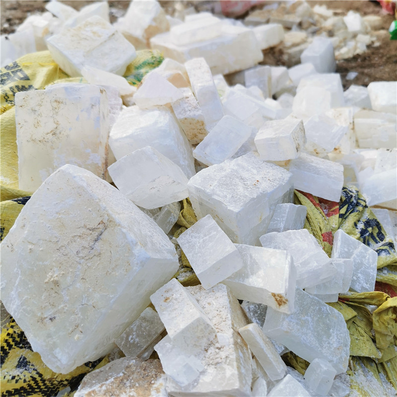 现货供应方解石块白色 黄色工艺品雕刻用方解石原矿石 方解石颗粒