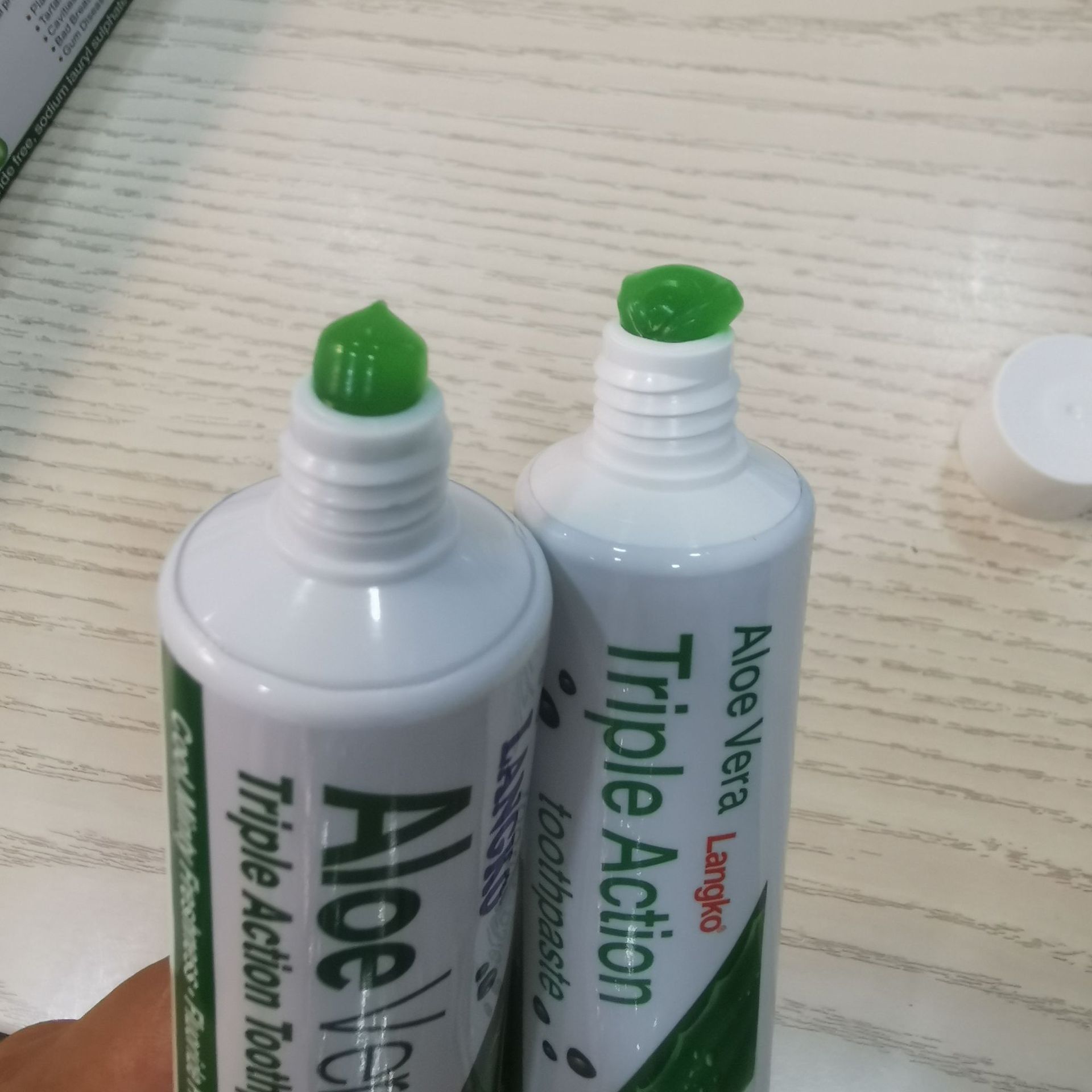 芦荟aloe vera 绿色水晶牙膏,量大从优!