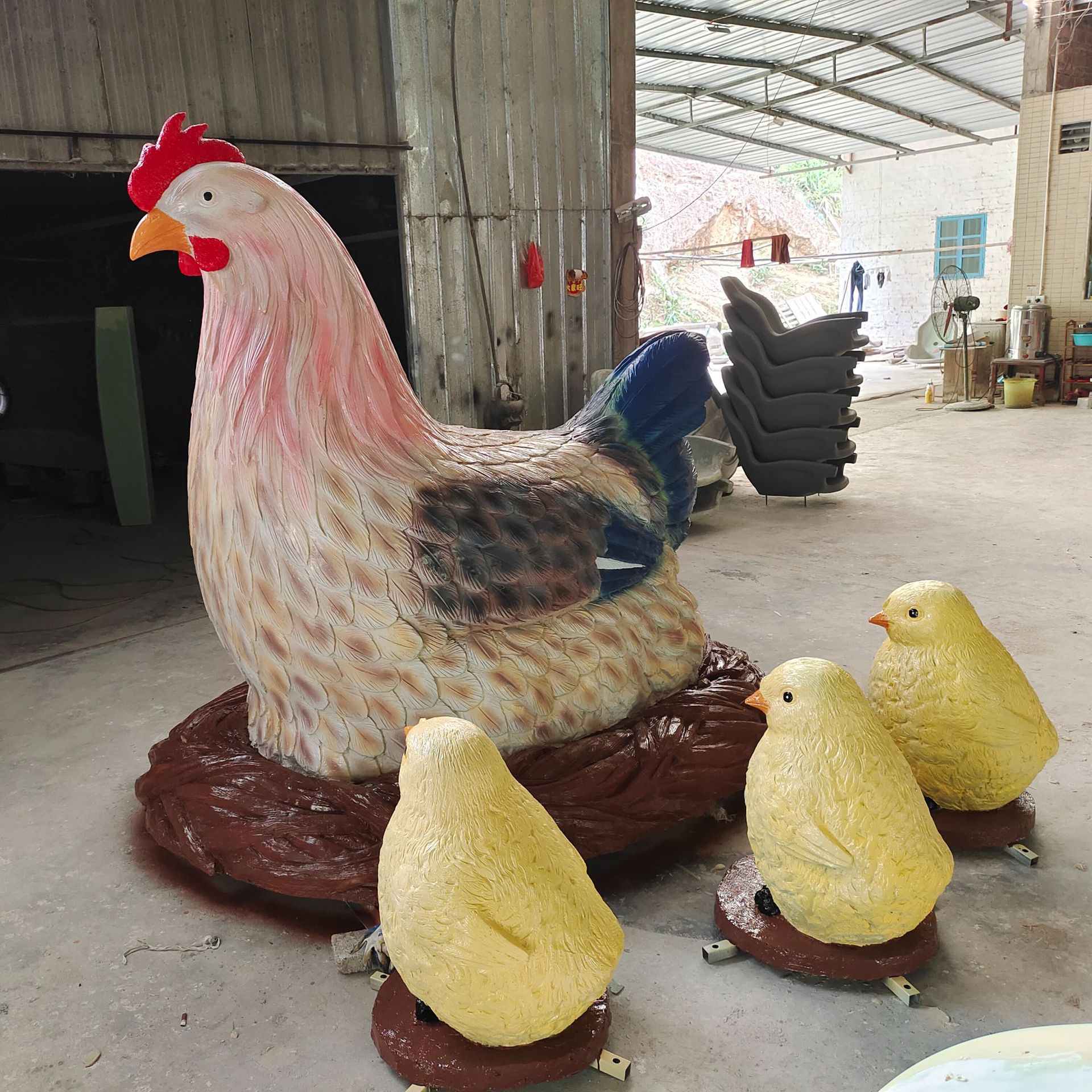 大型玻璃钢仿真孵蛋鸡母鸡公鸡羽毛家禽动物家居摆件田园超市摆件