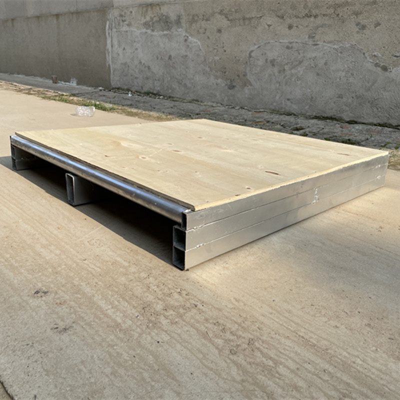 仓库半铺铁托盘四面进叉川字铁卡板物流铁栈板网格镀锌叉车托盘06