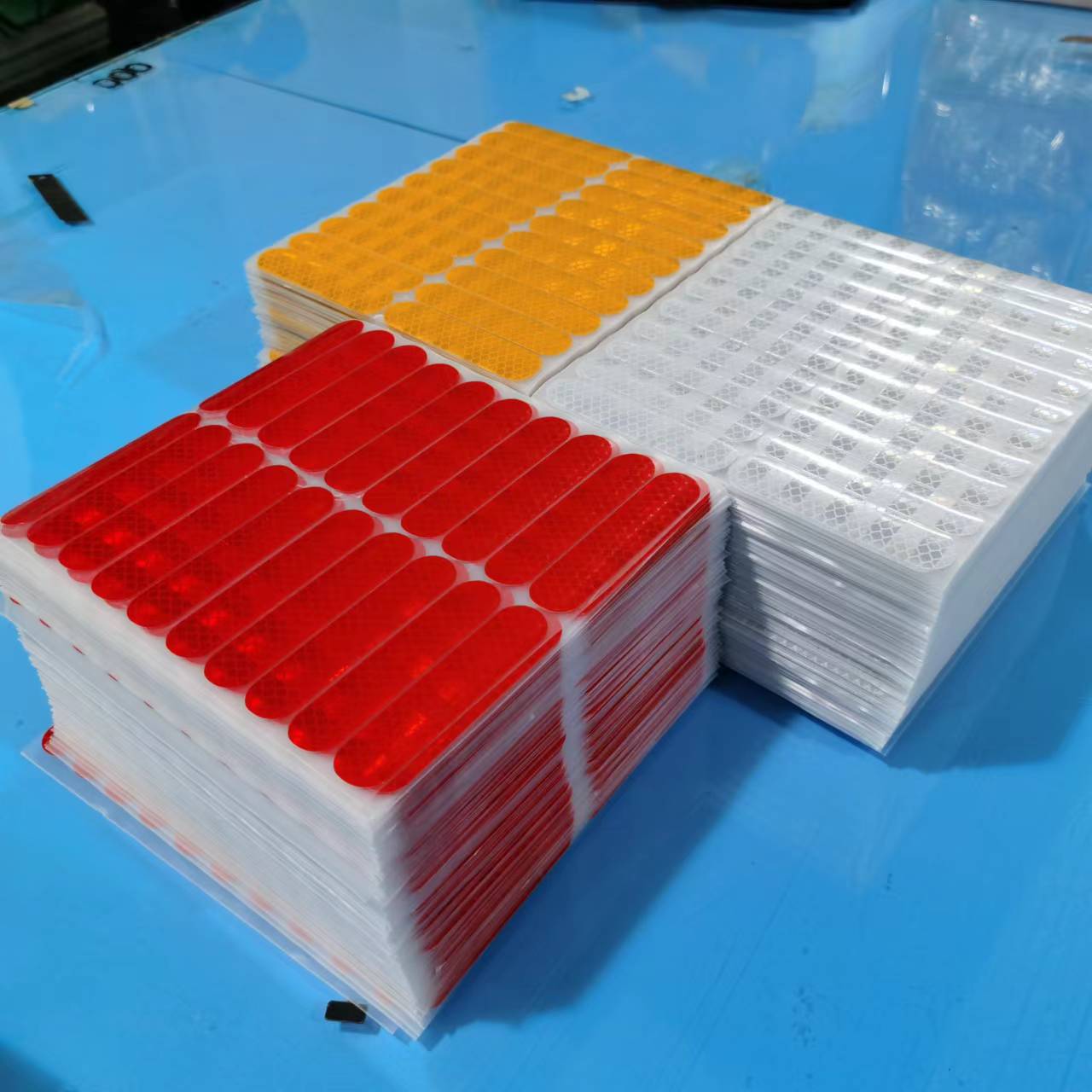 3m反光贴纸 车贴警示 滑板车电动车夜间pet警示反光膜 车尾导向标