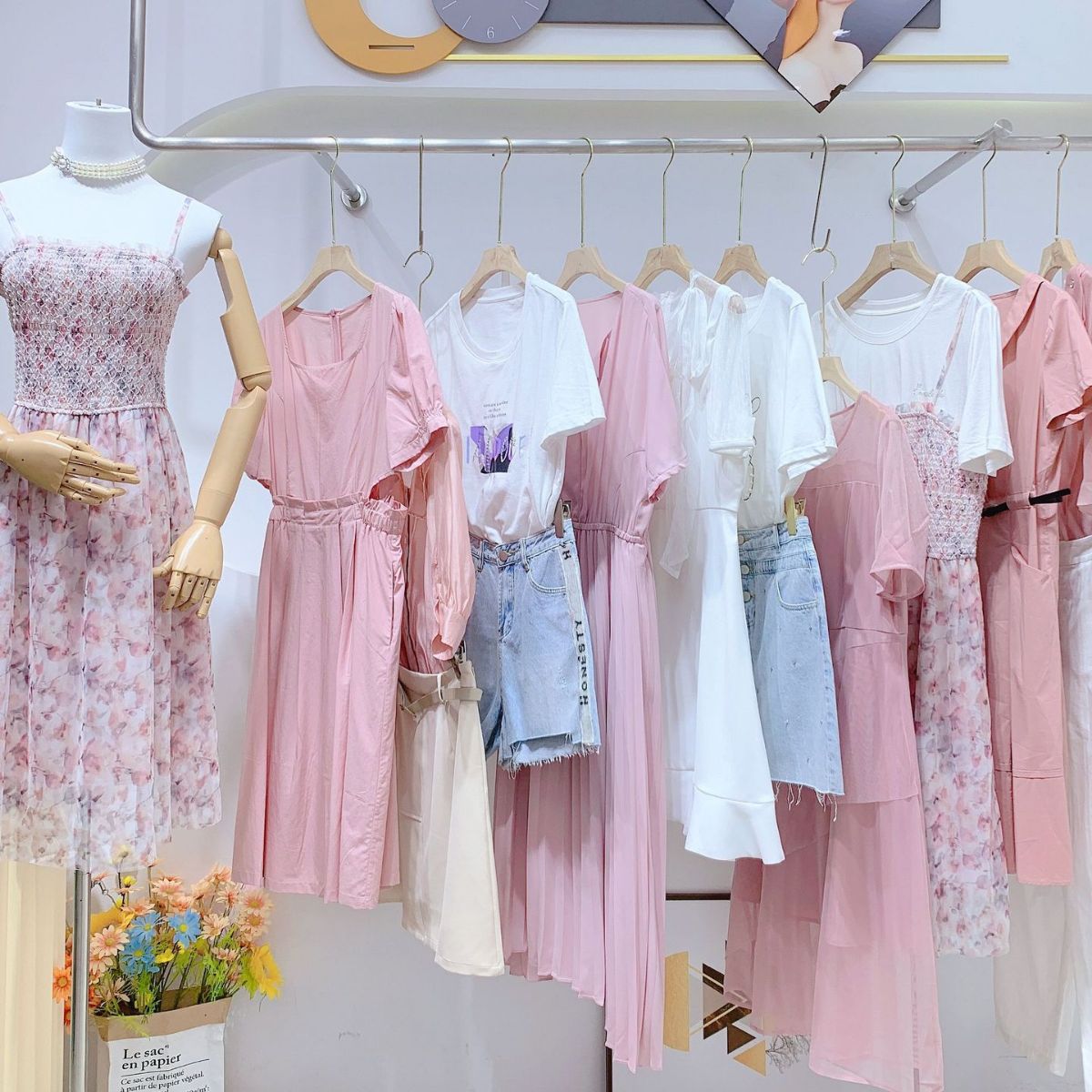 爱依服品牌折扣女装夏季连衣裙女装尾单清货衣服撤柜一手货源茵曼