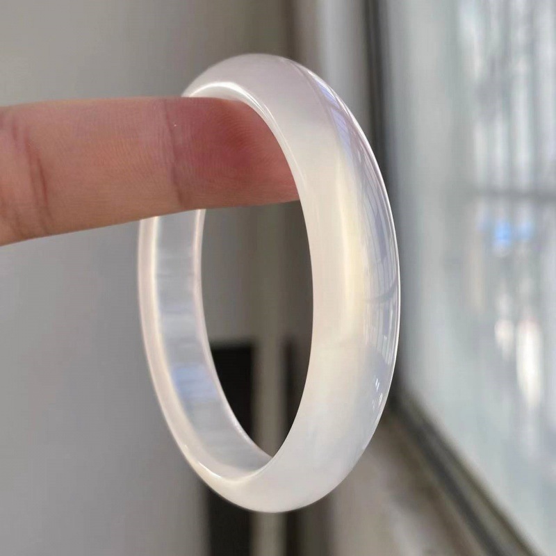 天然冰透高冰白月光荔枝冻玛瑙正圈手镯冰种玻璃种香槟玉髓镯子女
