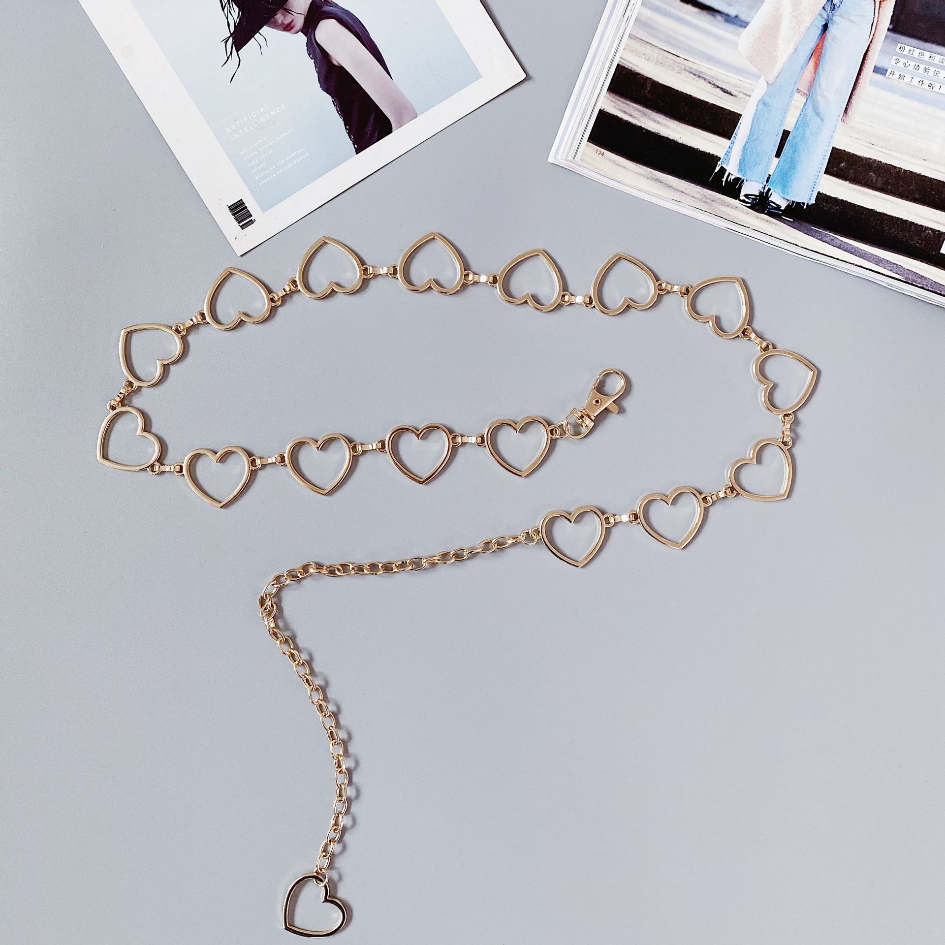 Europe and America Cross Border New Fashion Metal Heart Waist Chain Jeans Chain Accessories All-Match Ins Style Factory Wholesale