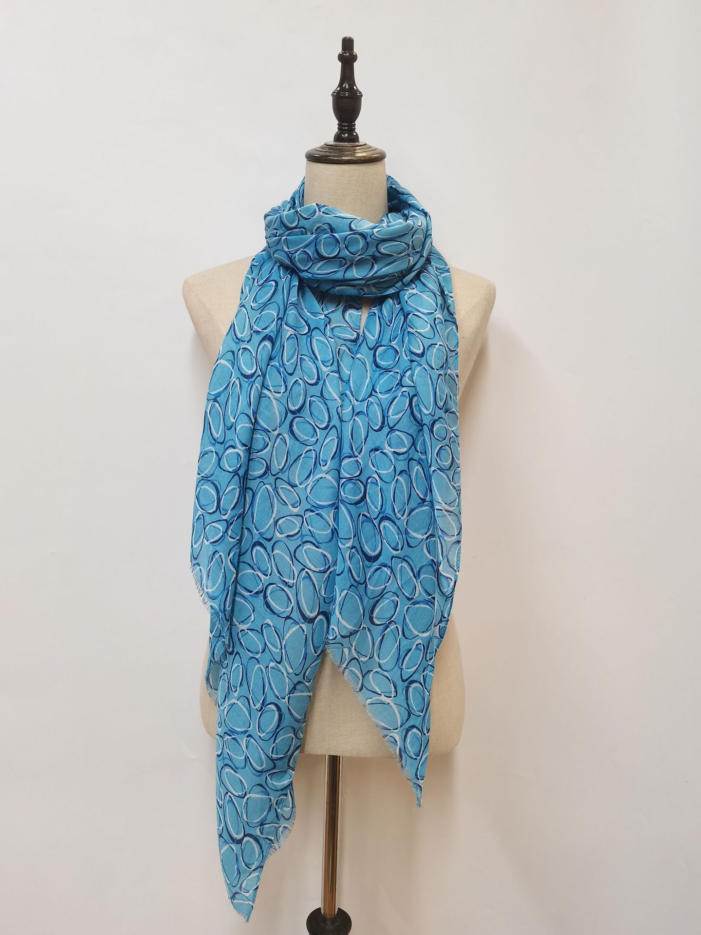Spring and Autumn New Korean Style Cotton and Linen Popular Factory Wholesale Vintage Pattern Autumn Scarf Scarf