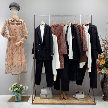 魔美名作品牌折扣女装尾货清仓衣服剪标批发走份淘宝直播一手货源