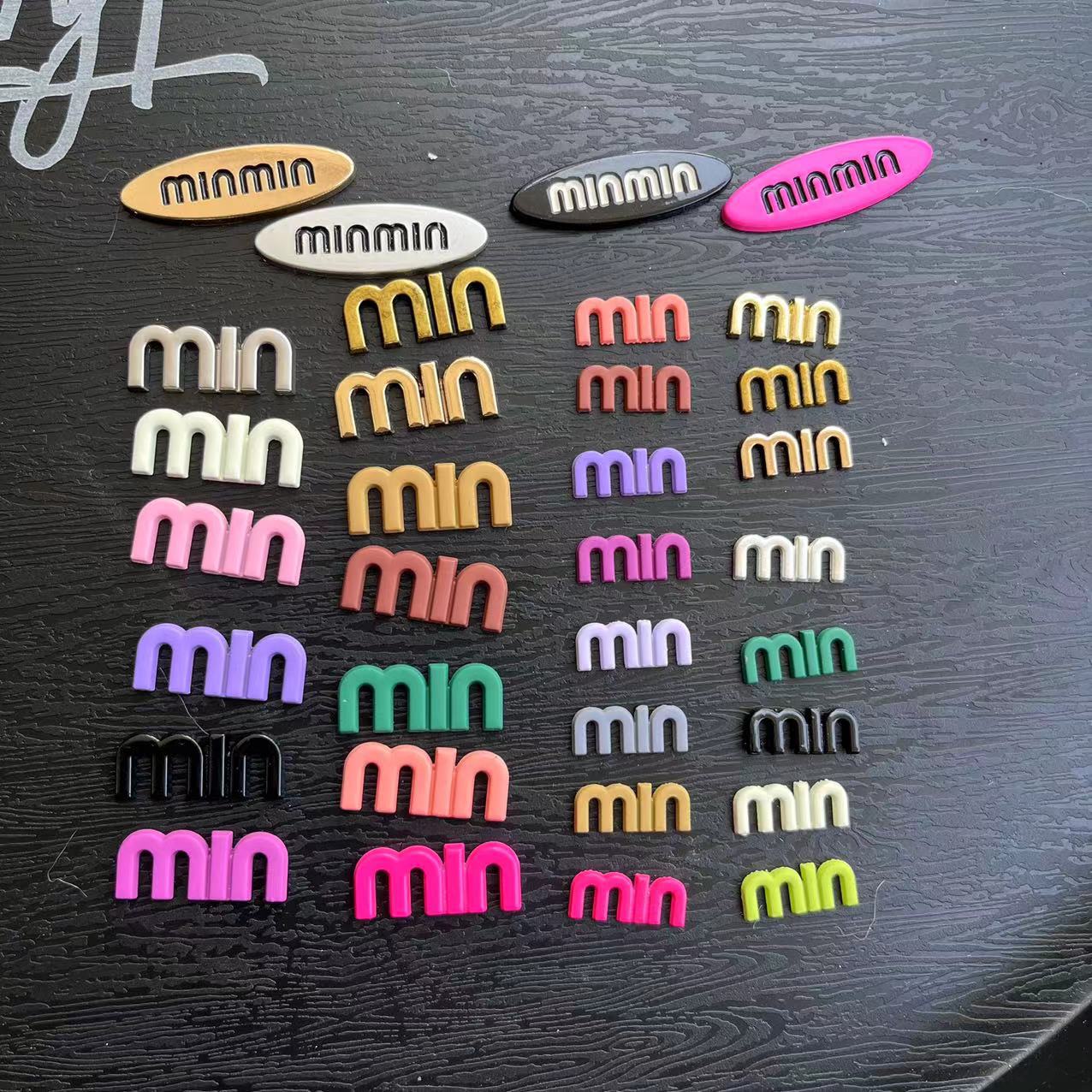 2cm迷你小min发夹合金配件diy轻奢小香风金色字母可爱小m饰品发饰