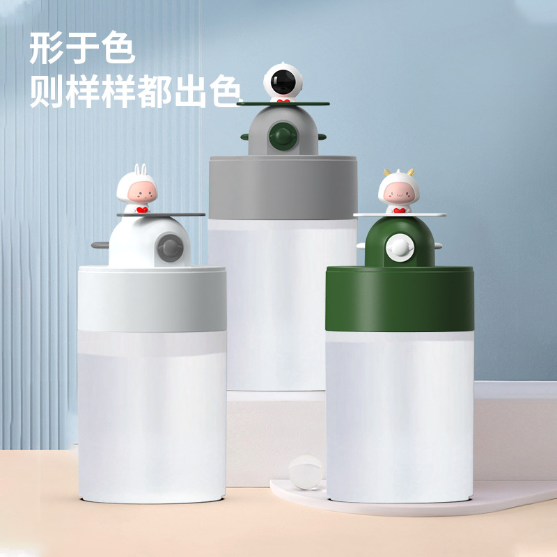 Xinke Enjoy Good Gift Mute Humidifier Household Bedroom Desktop Creative Doll Gift Wholesale Spray Aroma Diffuser