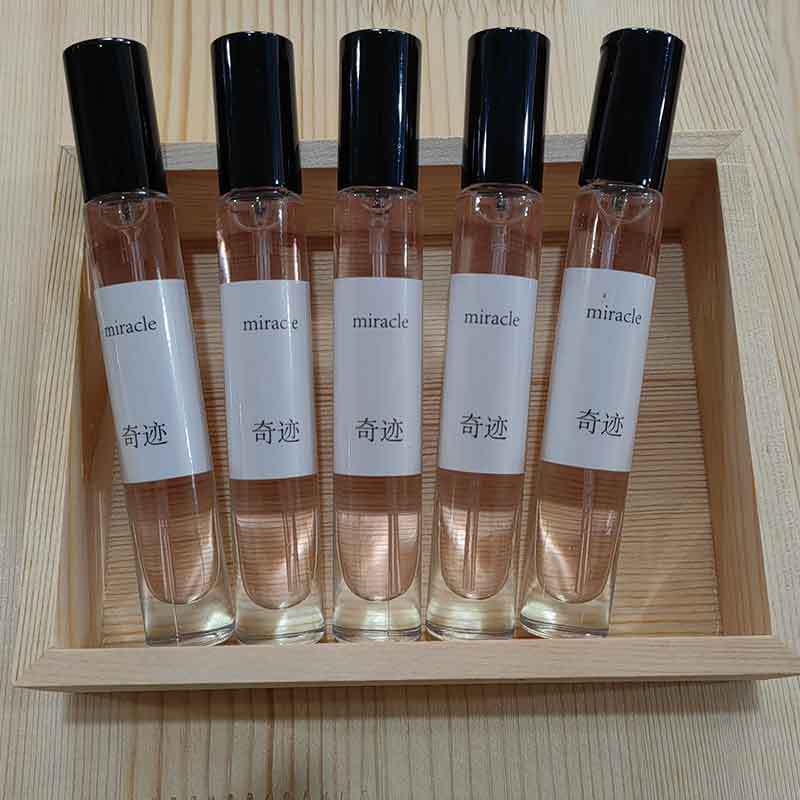 Factory Wholesale Stall Perfume Light Perfume Fragrance Fragrance for Students Douyin Online Influencer Live Broadcast WeChat Business Ladies Niche Perfume