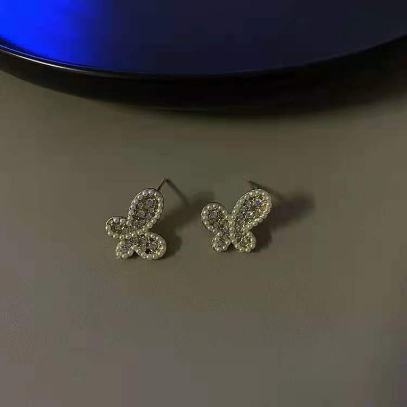 S925 Korean Gentle Elegant Butterfly Pearl Small Exquisite and Versatile Creative Small Zircon Fashion Ins Ear Studs