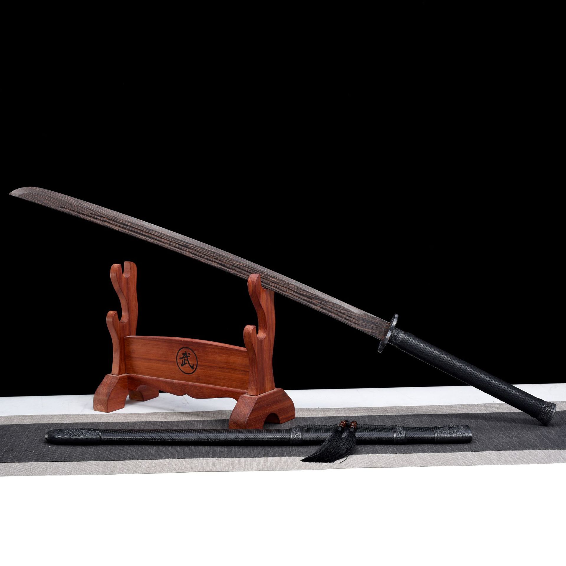 龙泉市刀剑花梨木绣春刀影视动漫道具cos玩具刀木刀宝剑未开刃