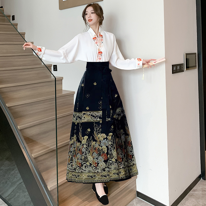 Cross-Border Supply 2024 New Small Short Horse-Face Skirt Hanfu Machine Embroidery Aircraft Sleeve Women's Two-Piece Suit