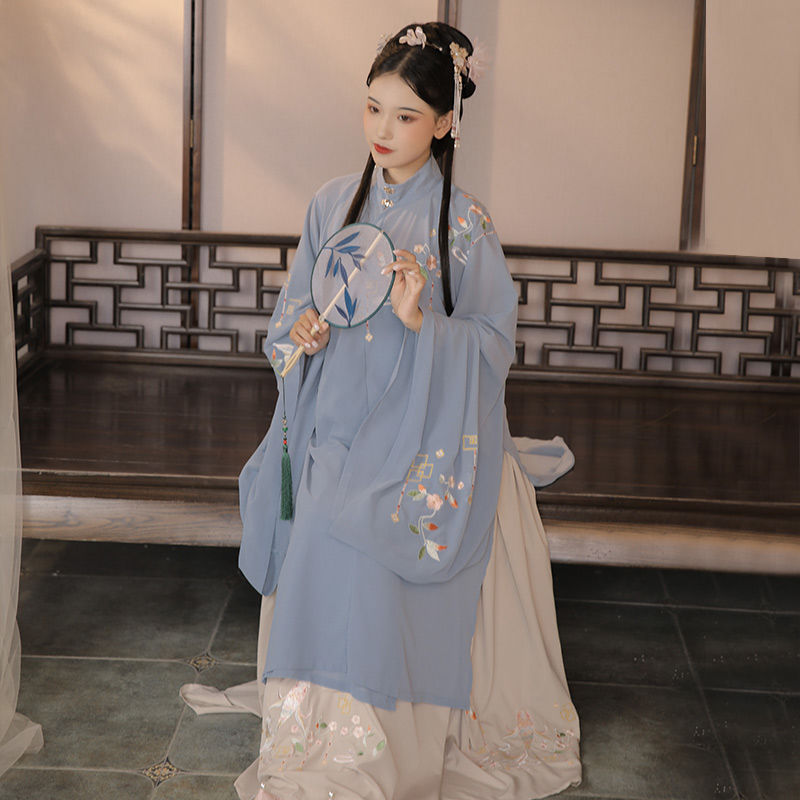 予今鲤跃兮汉服女中国风原创正品明制袄裙刺绣披风