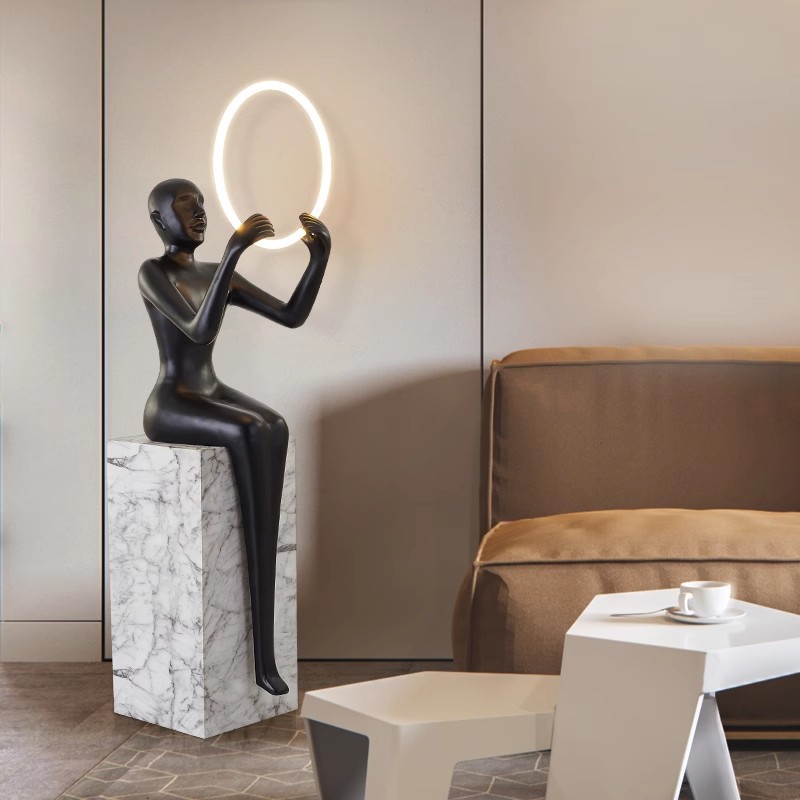 现代简约人形立式抽象雕塑落地灯售楼处酒店走廊迎宾装饰艺术摆件