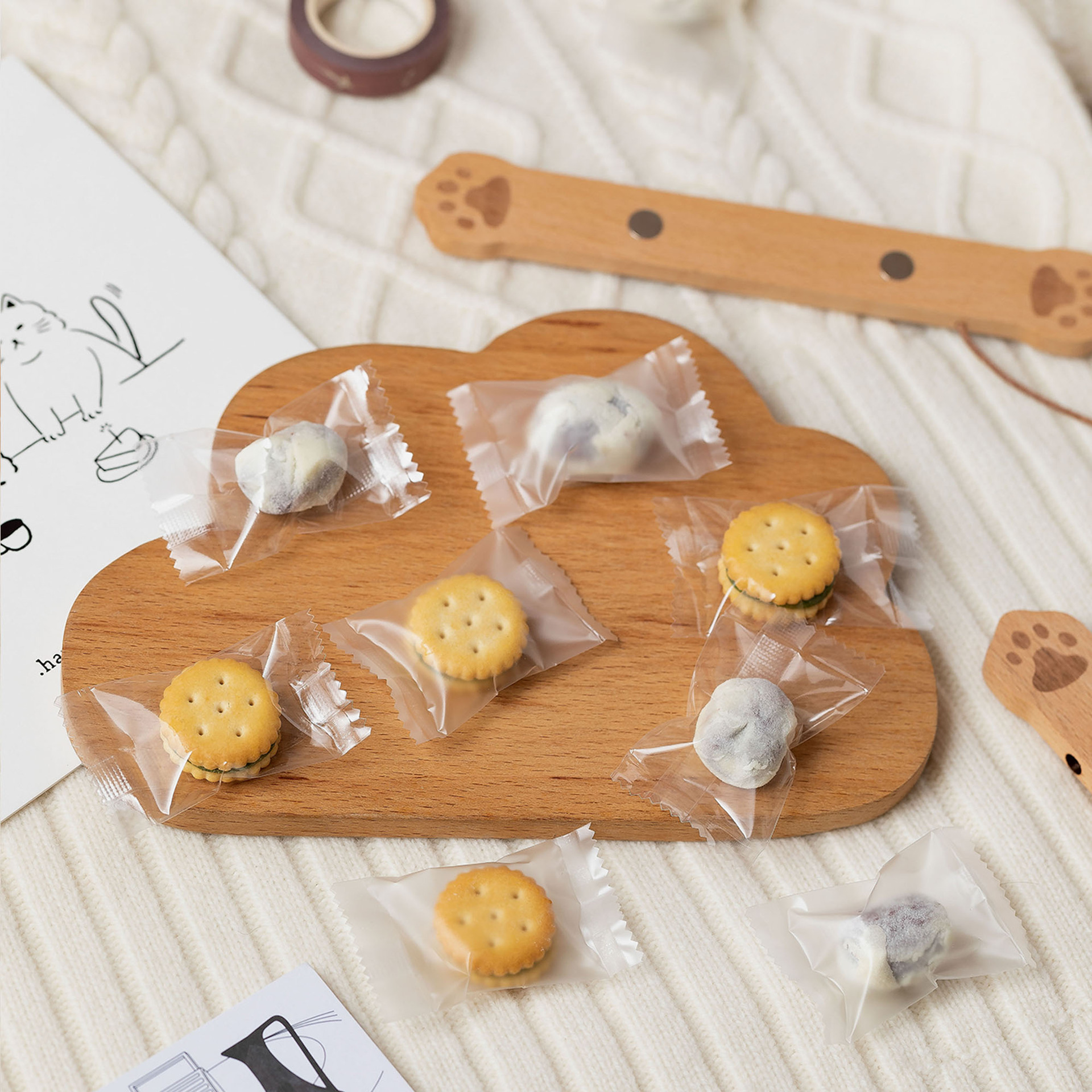 加厚高透明磨砂小袋子纽扣饼干袋奶枣糖果袋烘焙包装迷你袋100枚