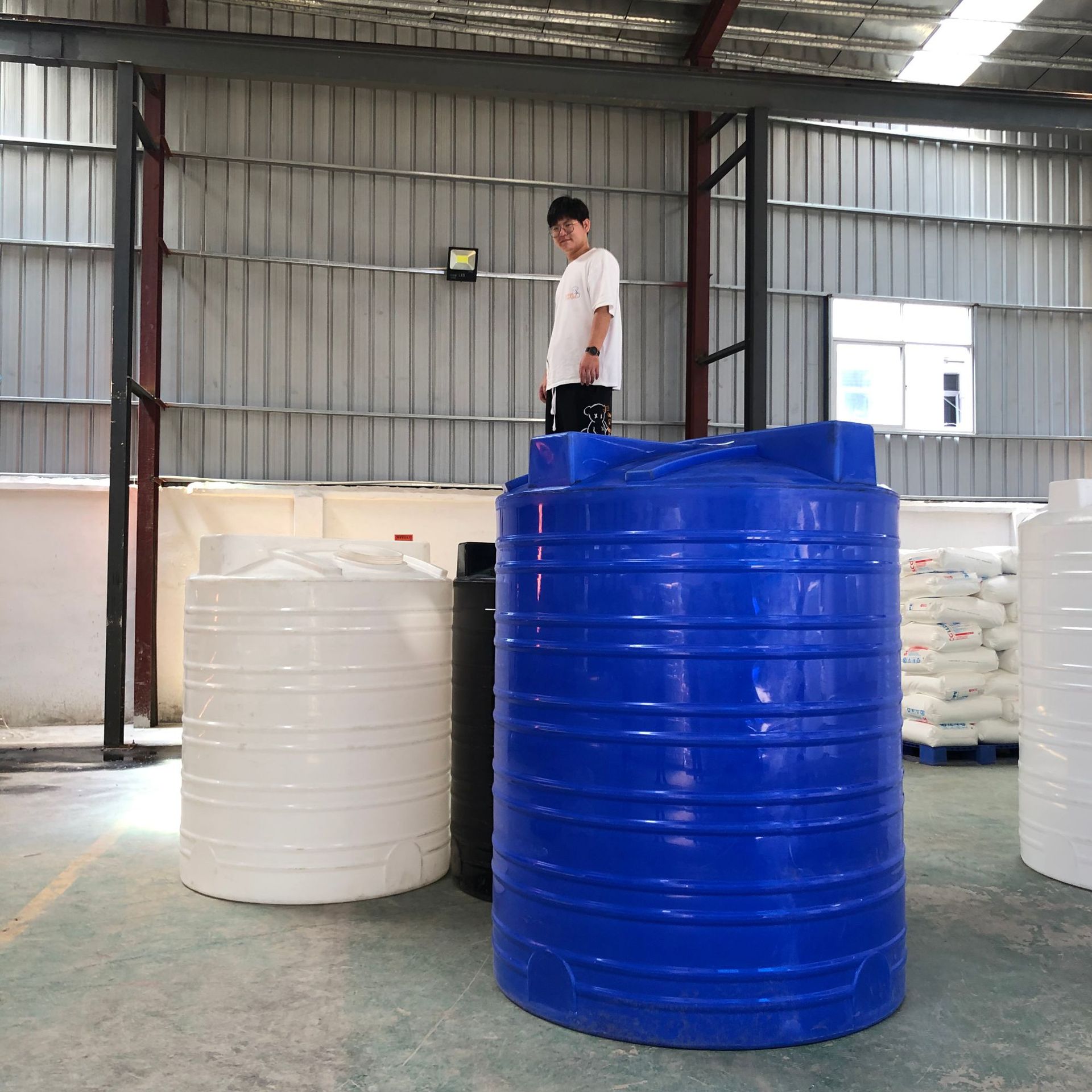 加厚耐酸碱加药搅拌桶pe塑料加药箱污水处理搅拌桶储水桶