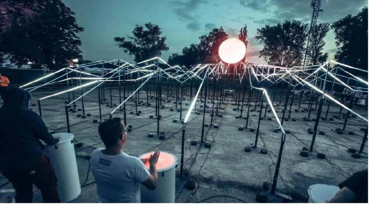 网红击鼓灯跑马流水灯七彩震动感应光波鼓灯光秀景区互动装置灯带