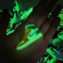 库里篮球鞋换底喷泡aj11维修pg欧文6哈登2换鞋底更换科比球鞋换底