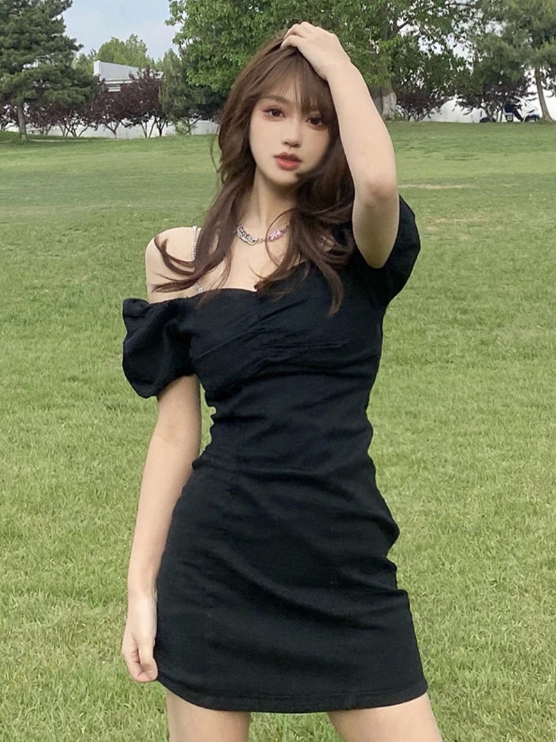 微胖女生穿搭性感感连衣裙辣妹收腰显瘦御姐炸街黑色超辣裙子