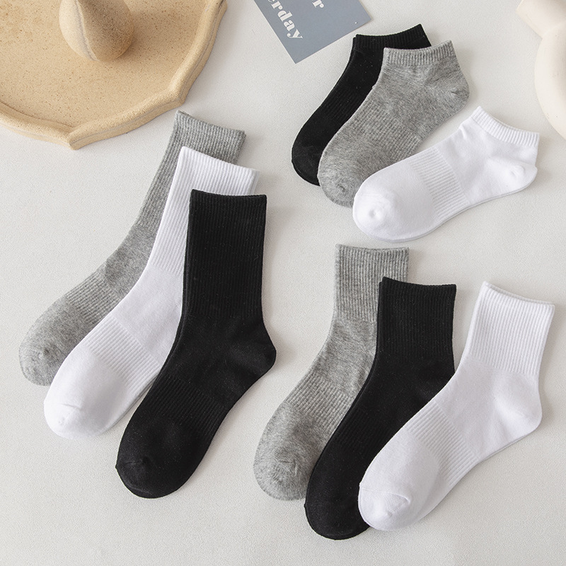 Spring and Autumn White Socks Women's Summer Tube Socks Long Socks Thin Socks Men's Couple Sports Cotton Socks Wholesale