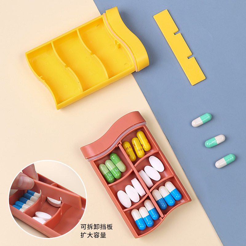 Portable small pill case