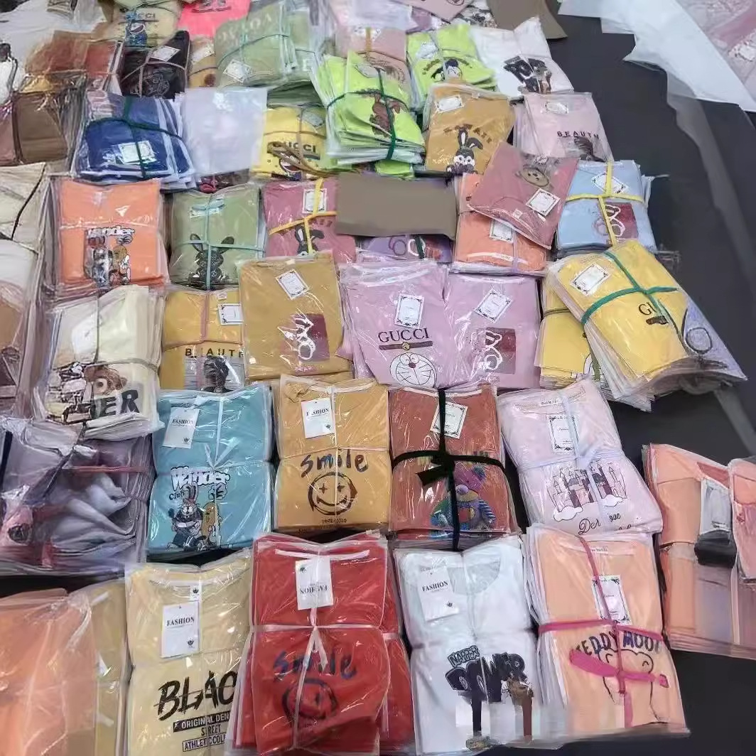 广州尾货1元2元服装外贸清仓处理库存货 1688批发地摊