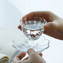 高硼硅玻璃镜花品茗杯耐高温通透花型茶杯带杯垫主人杯家用小茶杯