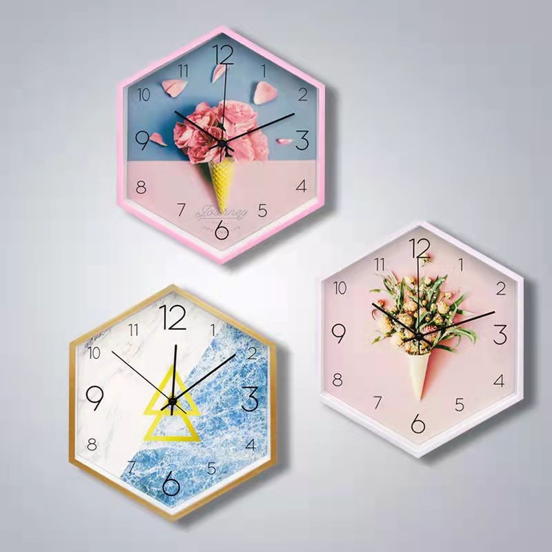 Clock Wall Clock Living Room Modern Minimalist and Magnificent Home Quartz Clock Creative Mute Hexagonal Nordic Clock Pocket Watch