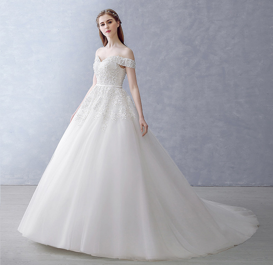 2020中腰长款一字肩中长款白色韩版拖尾婚纱抹胸性感绑带