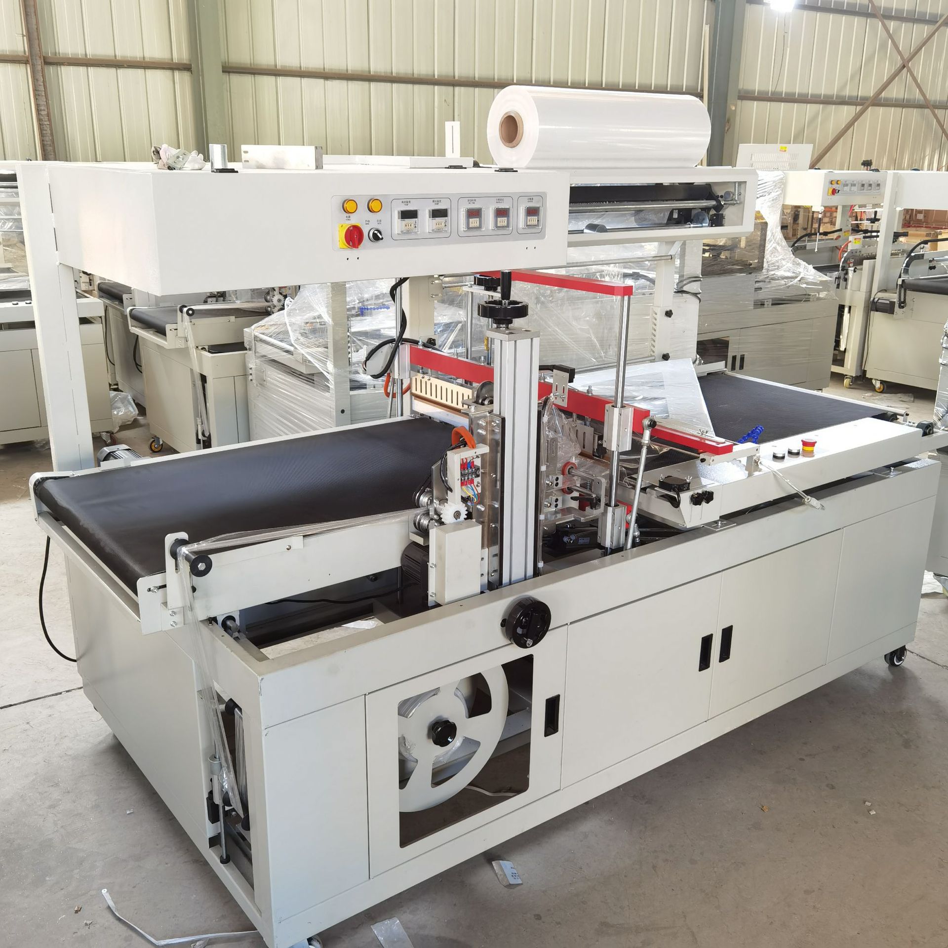 厂家供应全自动包装机 塑封口套袋覆膜热收缩礼盒包装封膜机