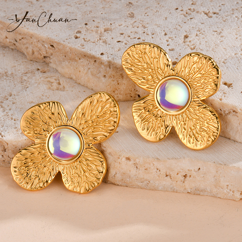 钛钢18k镀金色纹理四瓣花朵耳钉女 小众设计感镶嵌猫眼石花朵耳环