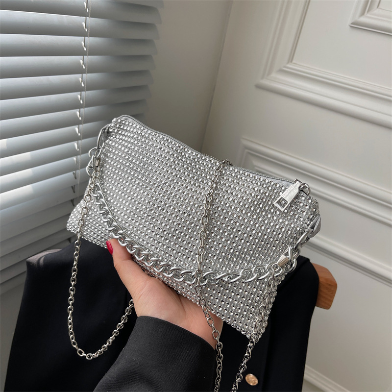 Bag Women's Bag 2022 New Chain Handbag Diamond Surface Special-Interest Design Shoulder Bag Fashion Messenger Bag Envelope Package