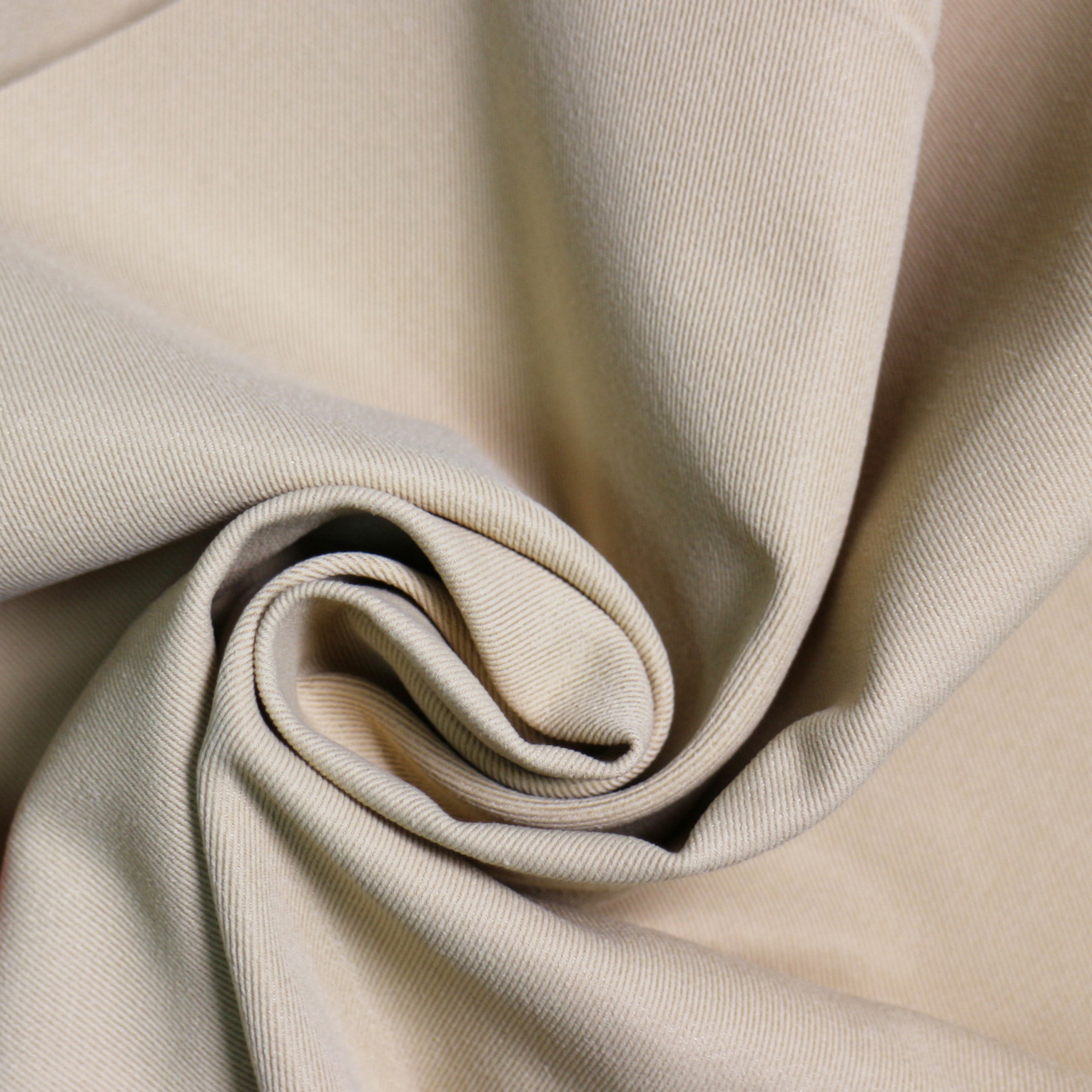 现货230g酷丝棉2/3斜纹风衣外套面料 防水派克服冲锋衣夹克布料