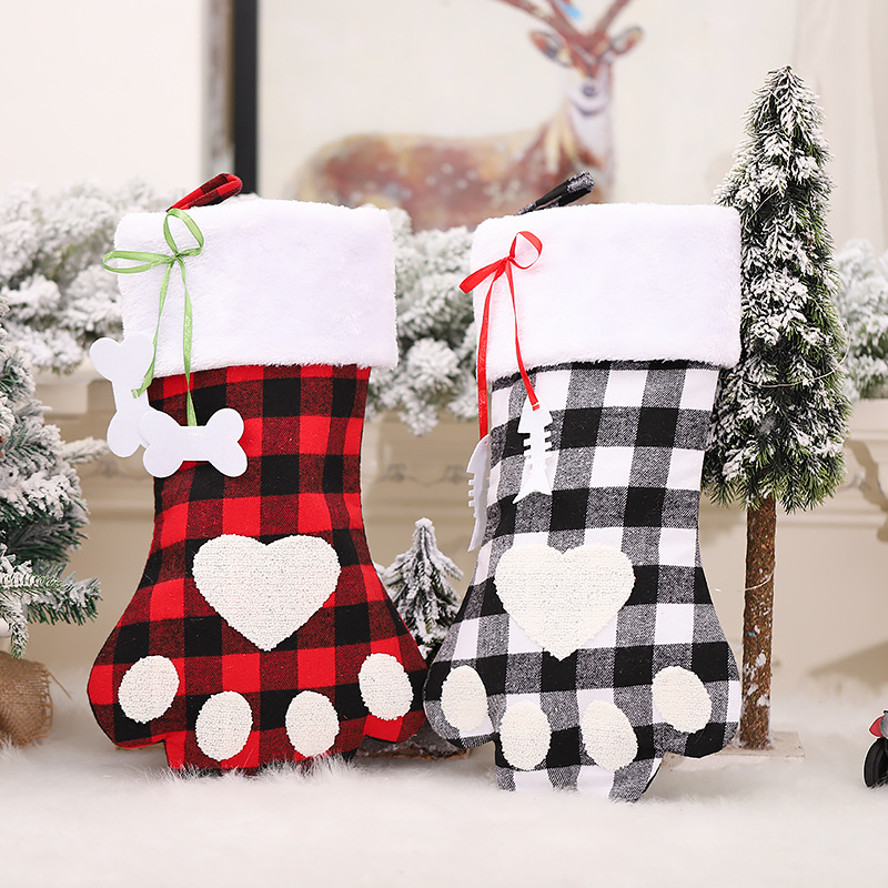 Christmas Creative Black and White Plaid Dog's Paw Socks Christmas Tree Gift Bag Candy Bag Pendant Christmas Tree Decoration Accessories