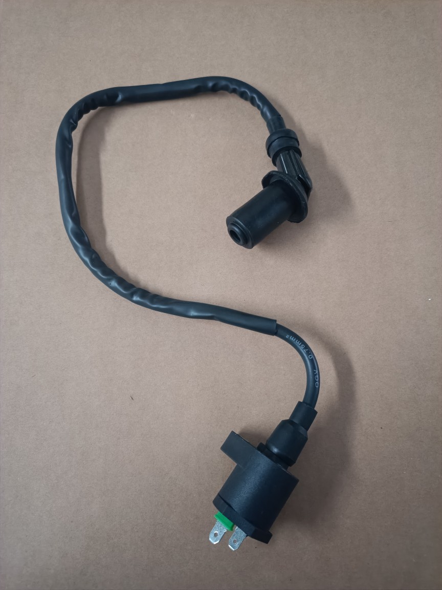 踏板摩托车助力车gy6豪迈125